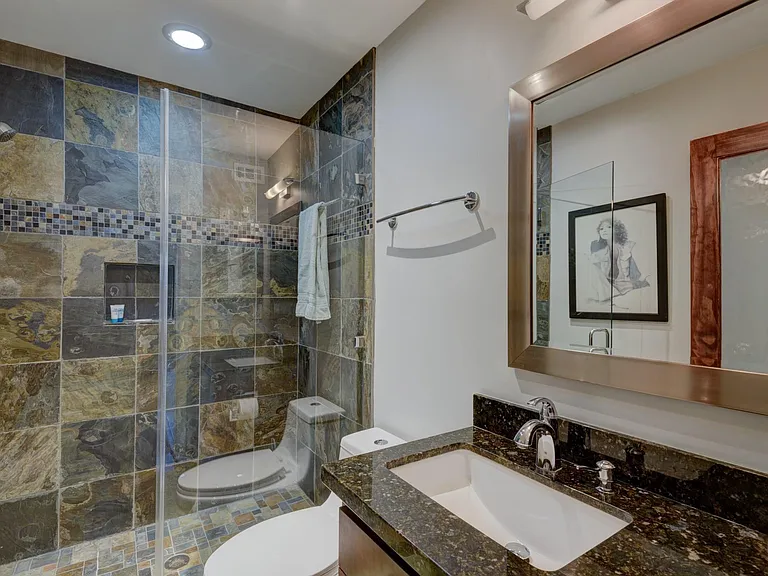 6480 Bayou Glen Rd — Photo 3