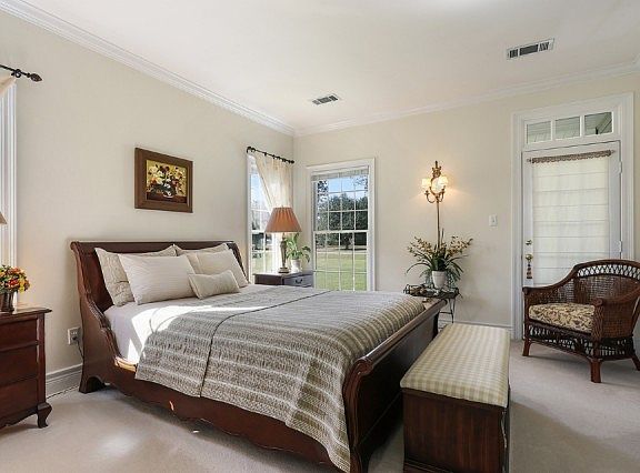3rd image of 7548 Saint Johns Dr