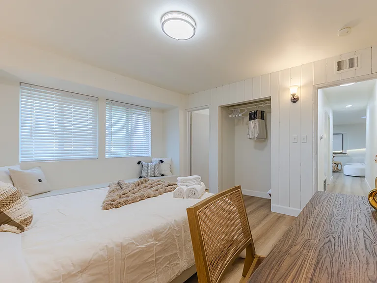 2503 Sierra Leone Ave — Photo 26