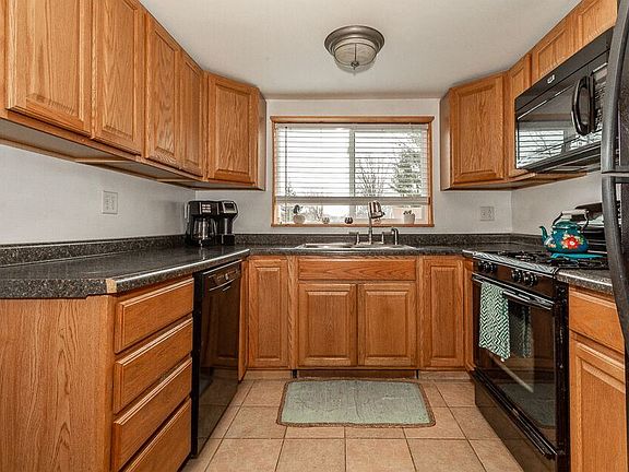 2nd image of 1147 Lamoine St