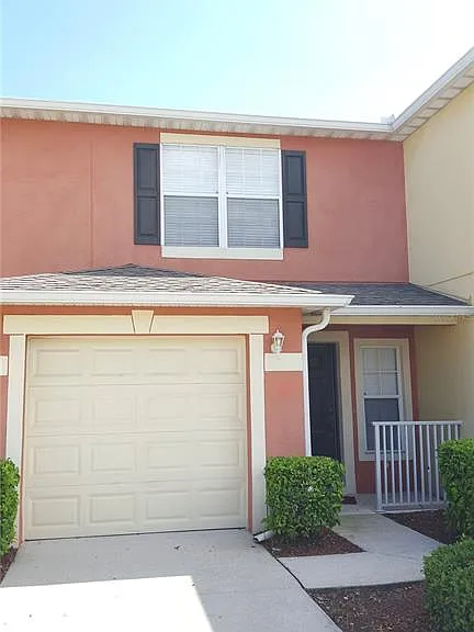 765 Cresting Oak Cir #127 — Photo 1