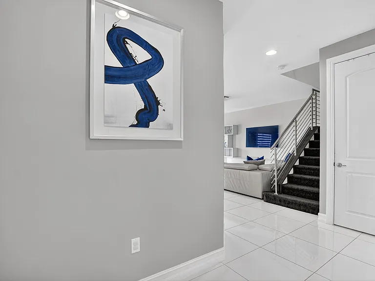 10106 Akenside Dr — Photo 4