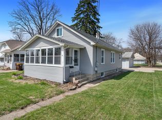 634 River Ln, Loves Park, IL