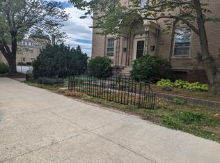 354 Buttles Ave APT B, Columbus, OH 43215