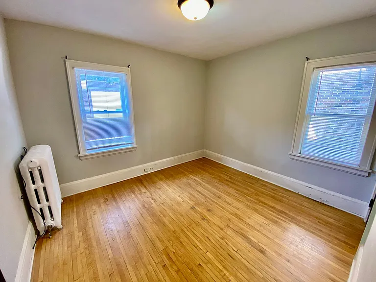3448 Girard — Photo 11