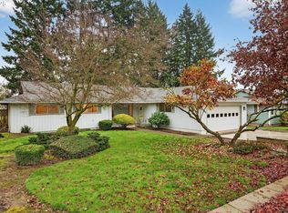 1204 N Elliott Rd, Newberg, OR 97132