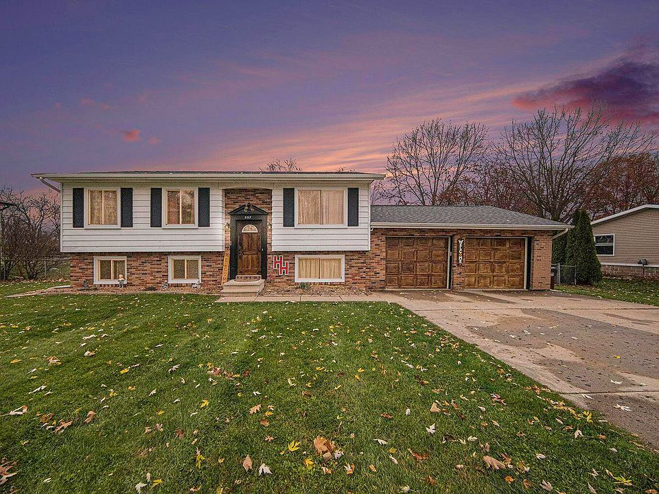 1st image of 557 Maitland Dr