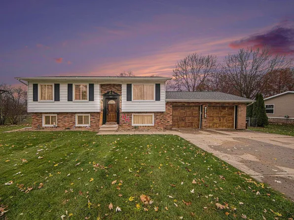 557 Maitland Dr, Horton, MI 49246
