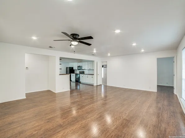206 Notre Dame, San Antonio, TX 78228