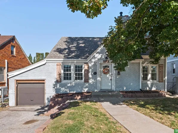 4412 Center St, Omaha, NE 68105