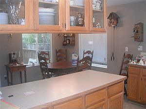 4th image of 2217 Three Sisters Ct NE