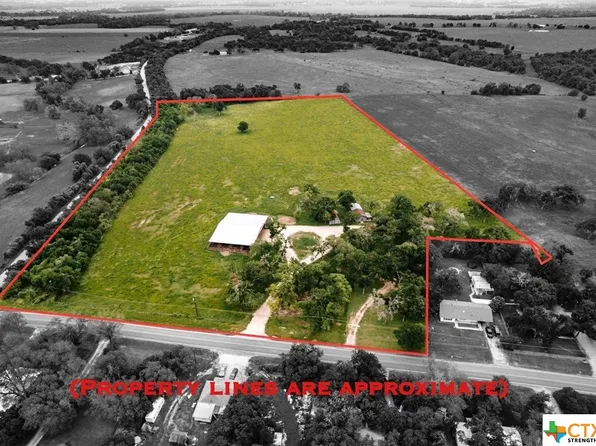 672 N Fm 1600 Ave, Cameron, TX 76520