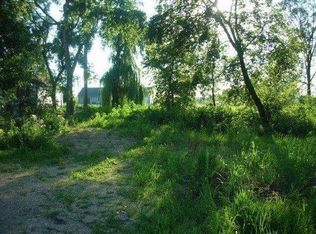 8620 Sadler Dr, Waterford, WI 53185