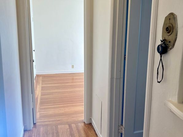 431 Linda Ave, 431 Linda Ave APT 4, Oakland, CA 94611