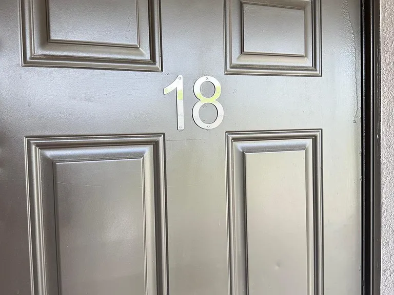110 NW 7th Ave #18 — Photo 8