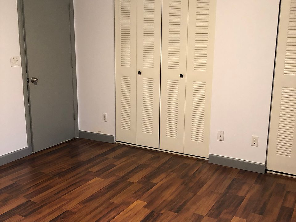 1st image of 1381 Wildwood Lakes Blvd Unit 6