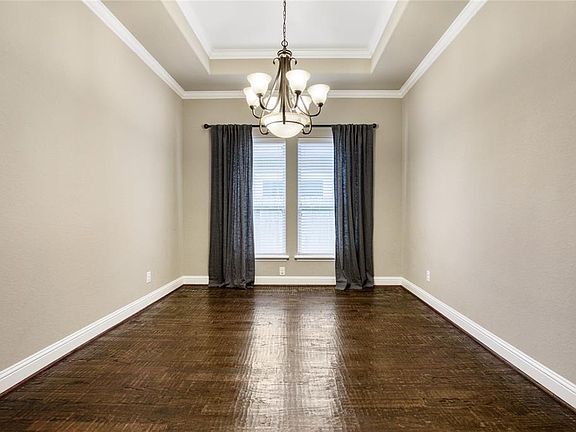 4th image of 28974 Twisted Oak Dr