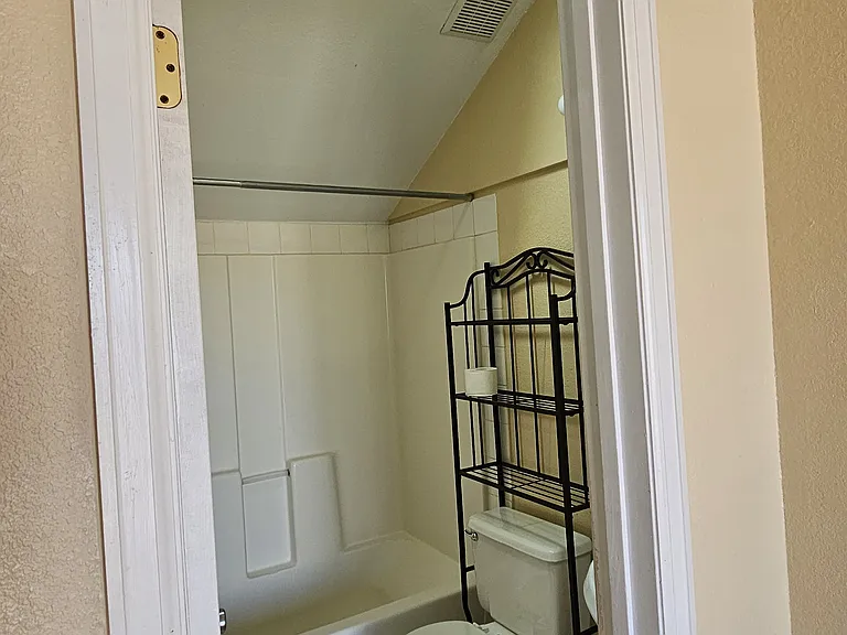 17111 E Ford Dr — Photo 21