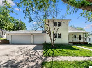 265 S 4th St, Springfield, NE 68059
