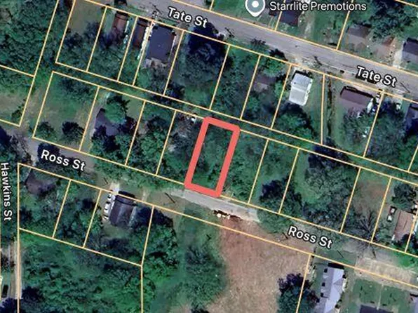 1303 Ross St, Corinth, MS 38834