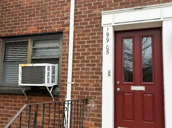 199-05 21 Street #1-363, Whitestone, NY 11357