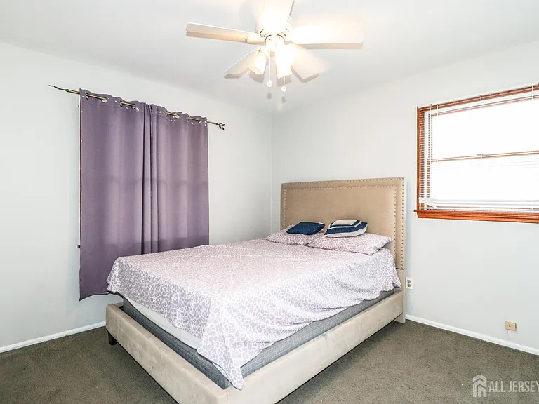 5 Timothy Ct — Photo 19