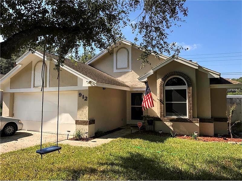 1st image of 912 Summer Lakes Dr
