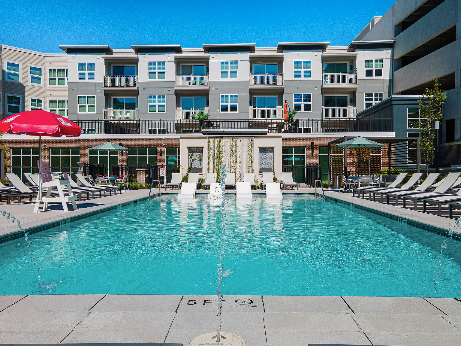 Rosera Wesmont — Photo 1