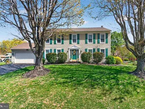 3603 Great Laurel Ln, Fairfax, VA 22033