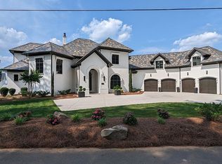 18924 Casual Cay Ln, Cornelius, NC 28031