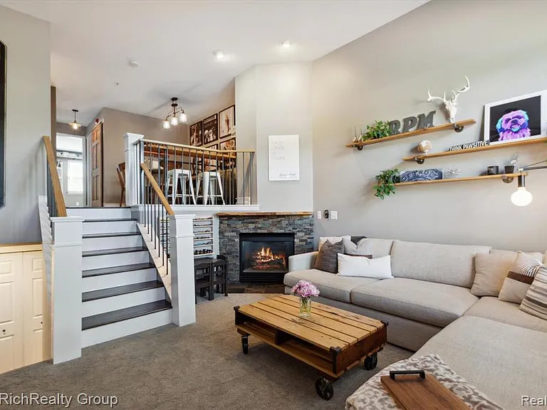 667 River Park Village Blvd #667 — Photo 7