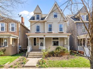27 3rd St, Pittsburgh, PA 15215