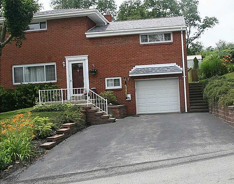 1st image of 870 Joan Dr
