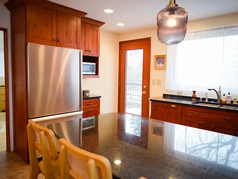 3458 N Mayfair Rd — Photo 34