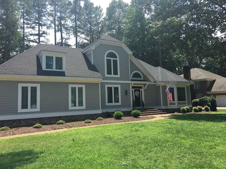 1st image of 609 Fairfax Way