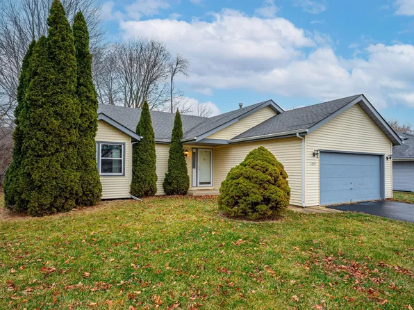 1219 W 6th St, Belvidere, IL 61008