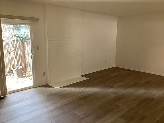 3rd image of 6360 Lake Park Dr #6360