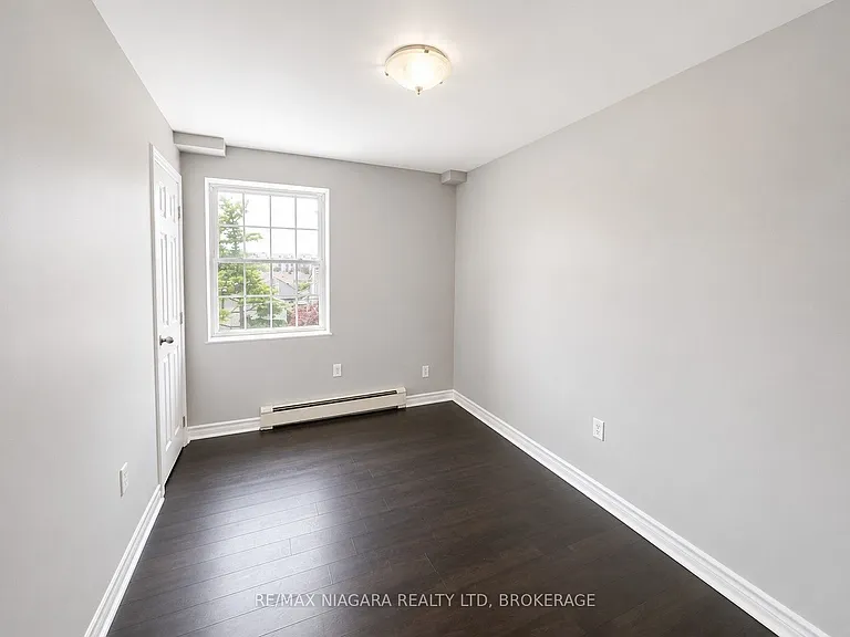 143 Westchester Cres #8 — Photo 5