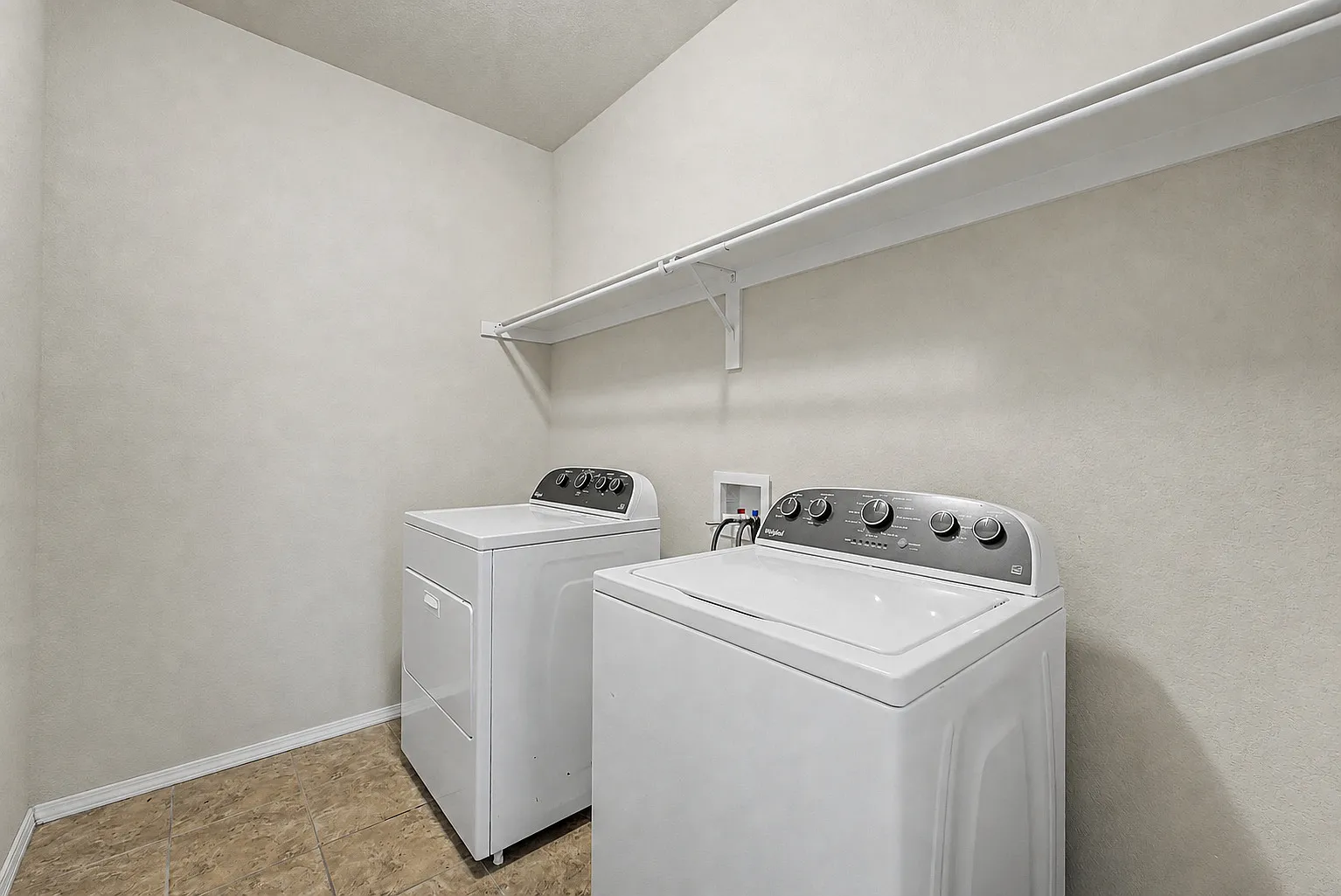3 bed, 1747 sqft, $1,450 — Photo 4