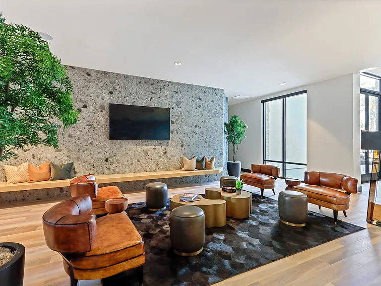 Array La Mesa — Photo 15