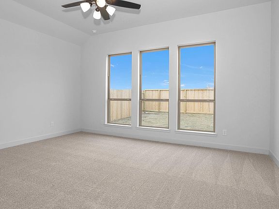 4th image of 7443 Fraser Peak Dr