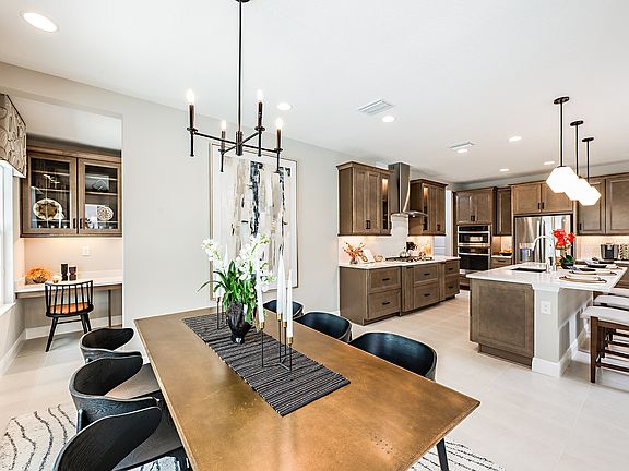 Gourmet Kitchen Dining - Pelican at Star Farms