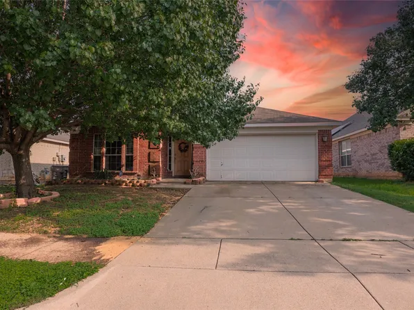 505 Rock Prairie Ln, Fort Worth, TX 76140