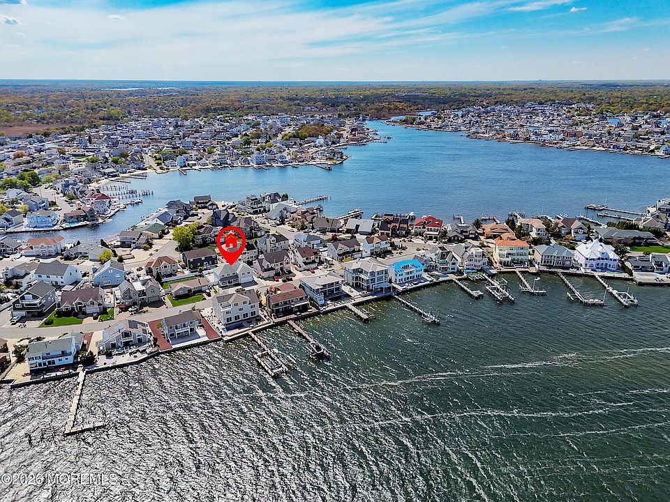 1st image of 3324 Long Point Drive