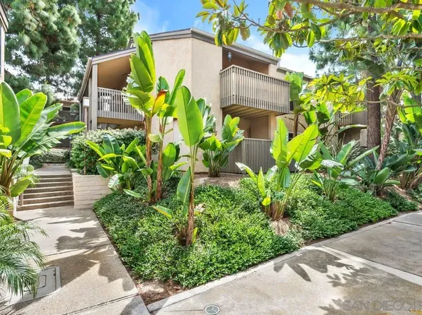 8620 Via Mallorca APT H, La Jolla, CA 92037