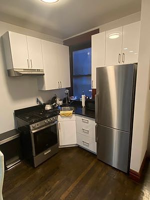 3rd image of 108 E 97th St #1M