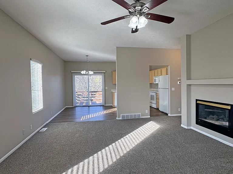 5197 N 144th Ct — Photo 10