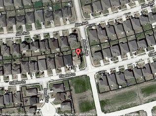 5351 Cilantro Ln, Baytown, TX 77521