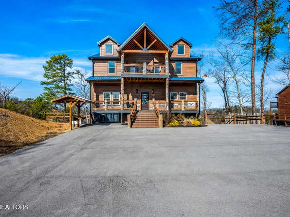 1490 Sleepy Valley Ln, Sevierville, TN 37876