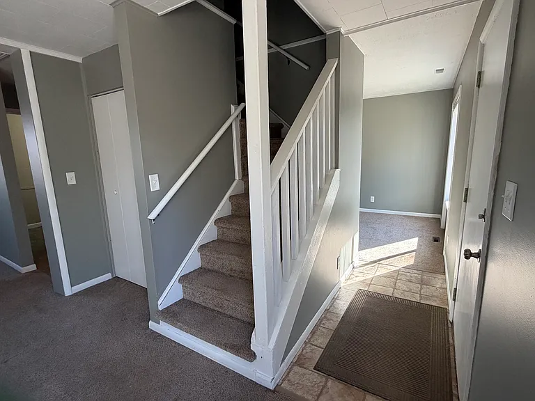 752 Anderson St — Photo 3